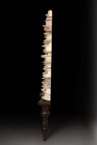 Confectional facade Sculpture by artist Dirk Staschke - side